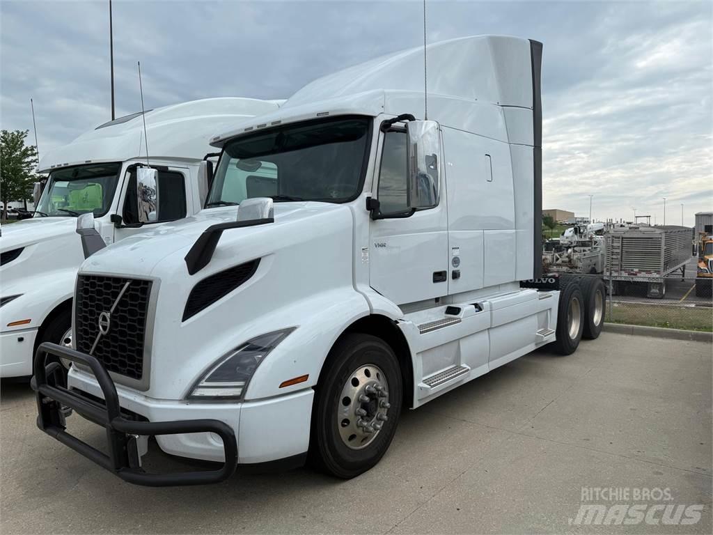 Volvo VNL64T760 Седельные тягачи