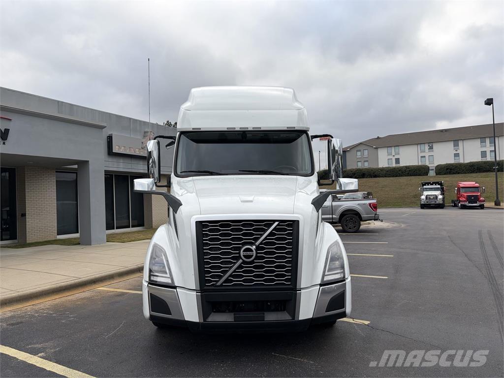 Volvo VNL64T760 Седельные тягачи