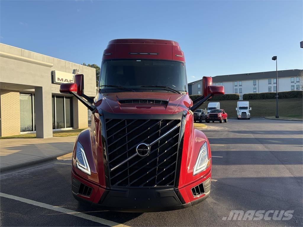Volvo VNL64T840 Седельные тягачи
