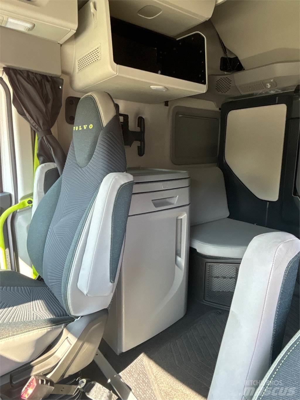 Volvo VNL64T860 Седельные тягачи
