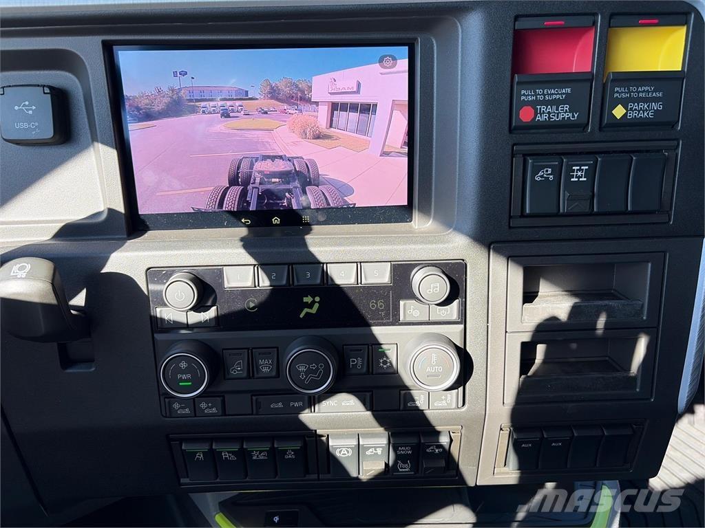 Volvo VNL64T860 Седельные тягачи