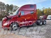 Volvo VNL64T860 Седельные тягачи