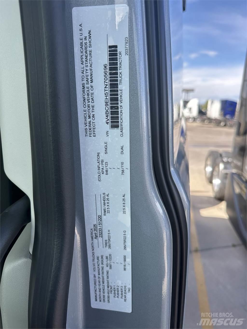 Volvo VNL64T860 Седельные тягачи