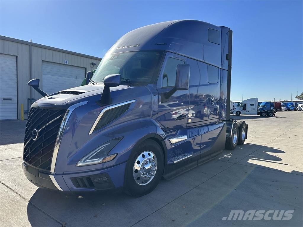 Volvo VNL64T860 Седельные тягачи