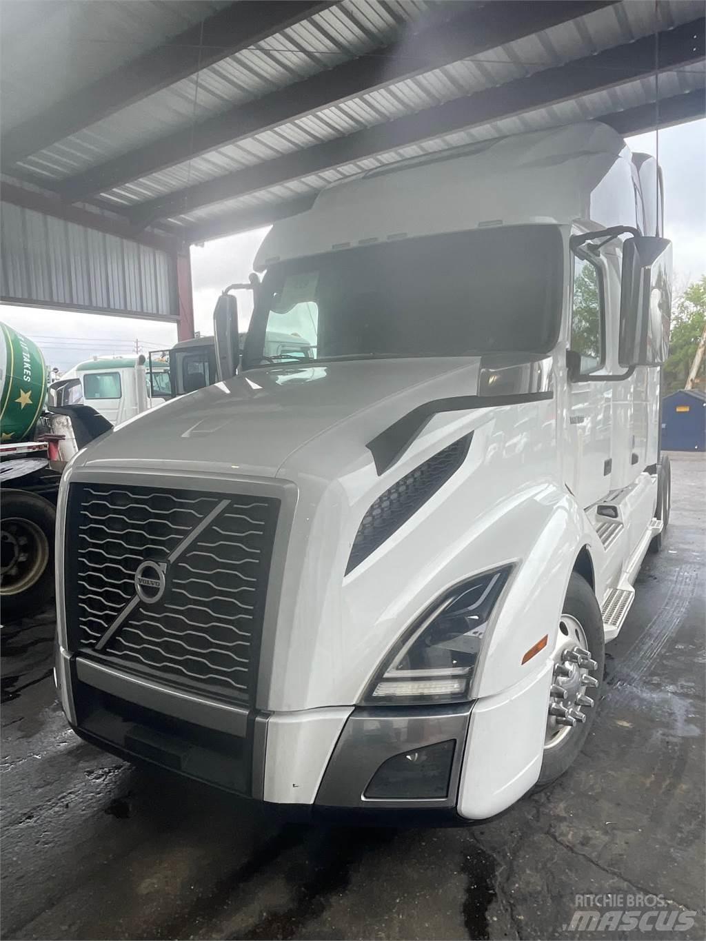 Volvo VNL64T860 Седельные тягачи