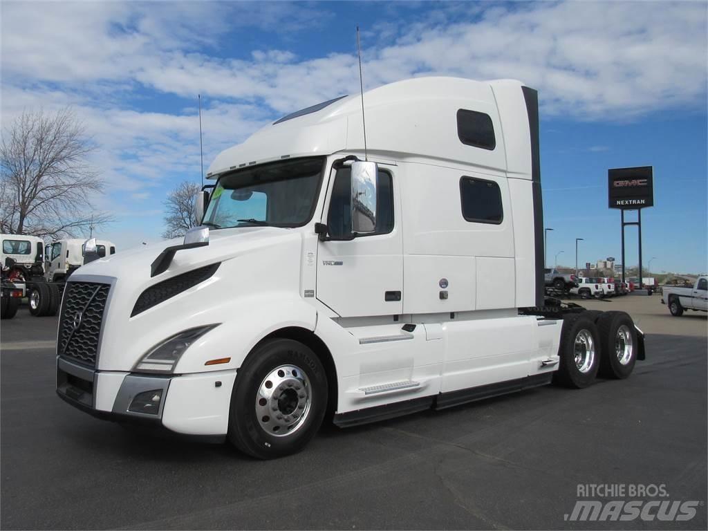 Volvo VNL64T860 Седельные тягачи