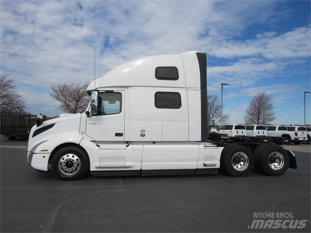 Volvo VNL64T860 Седельные тягачи