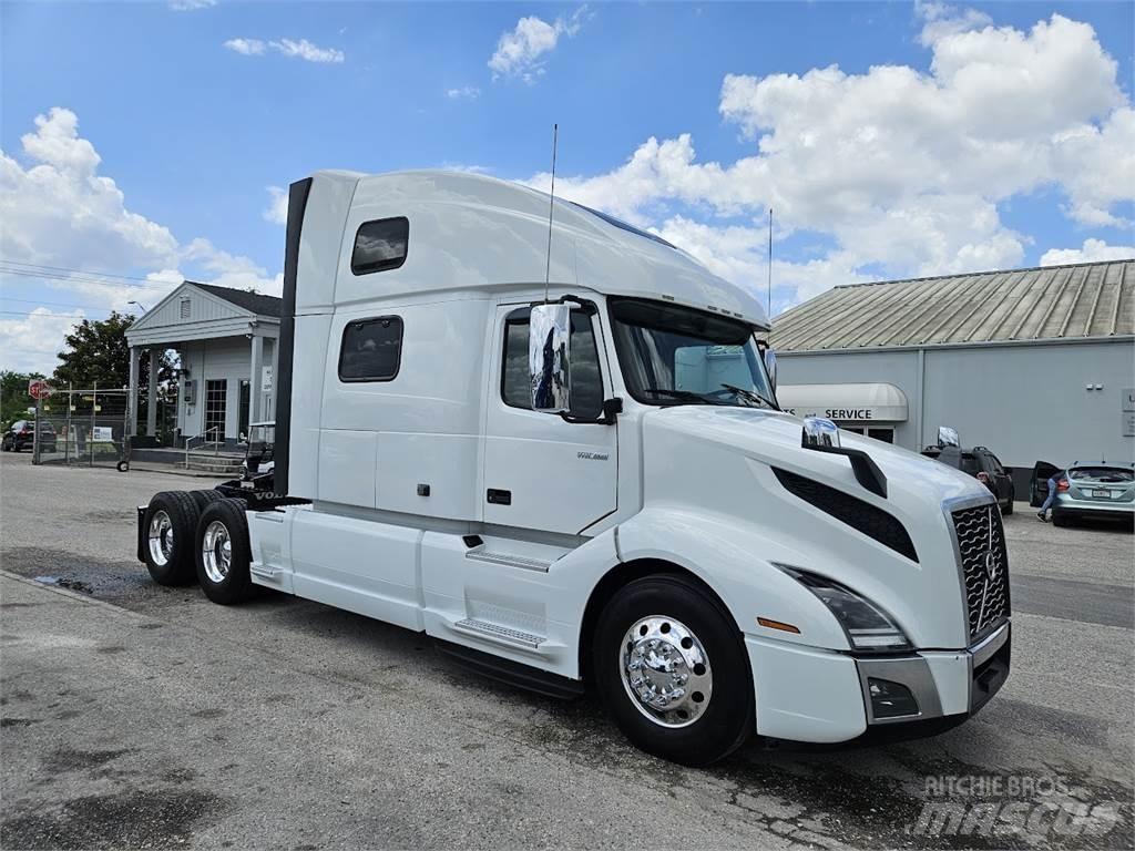 Volvo VNL64T860 Седельные тягачи