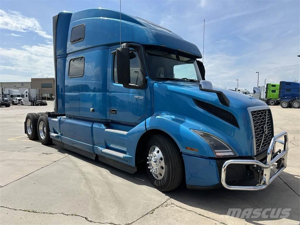 Volvo VNL64T860 Седельные тягачи