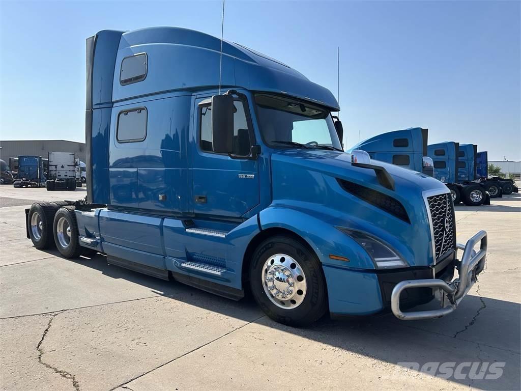 Volvo VNL64T860 Седельные тягачи
