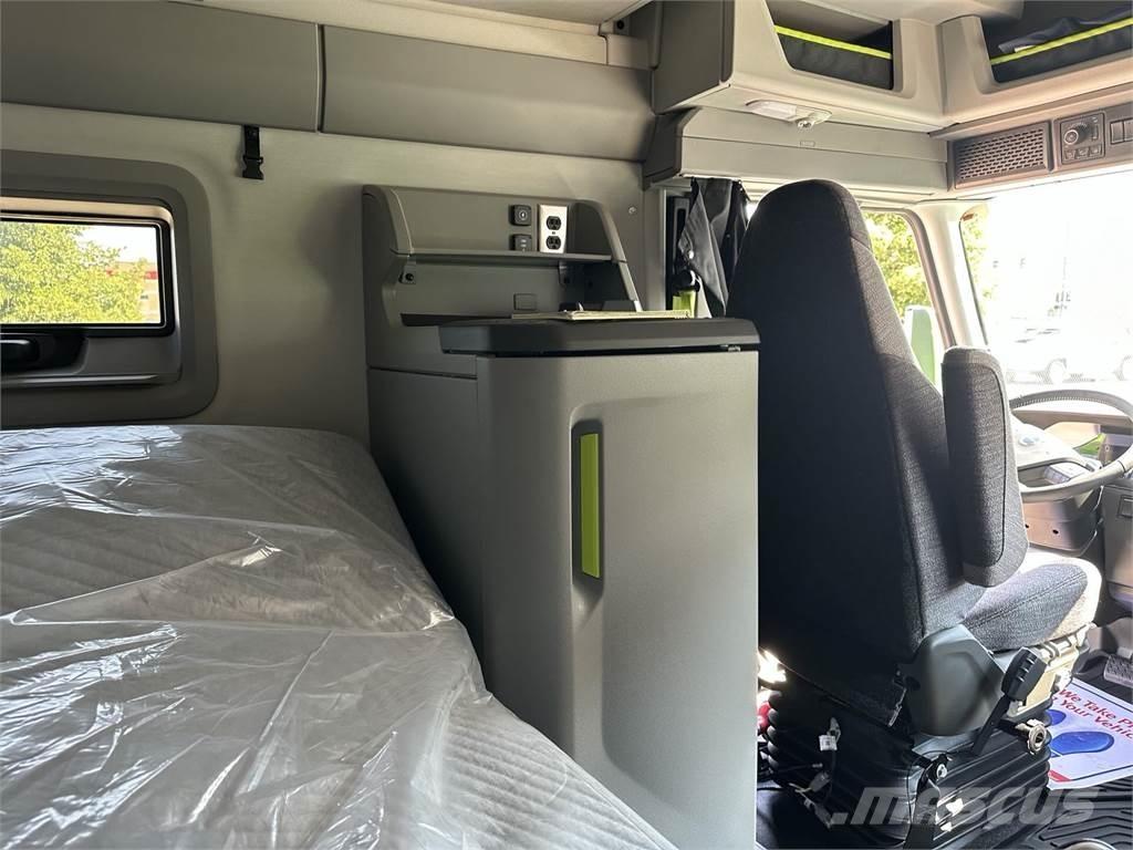 Volvo VNL64T860 Седельные тягачи