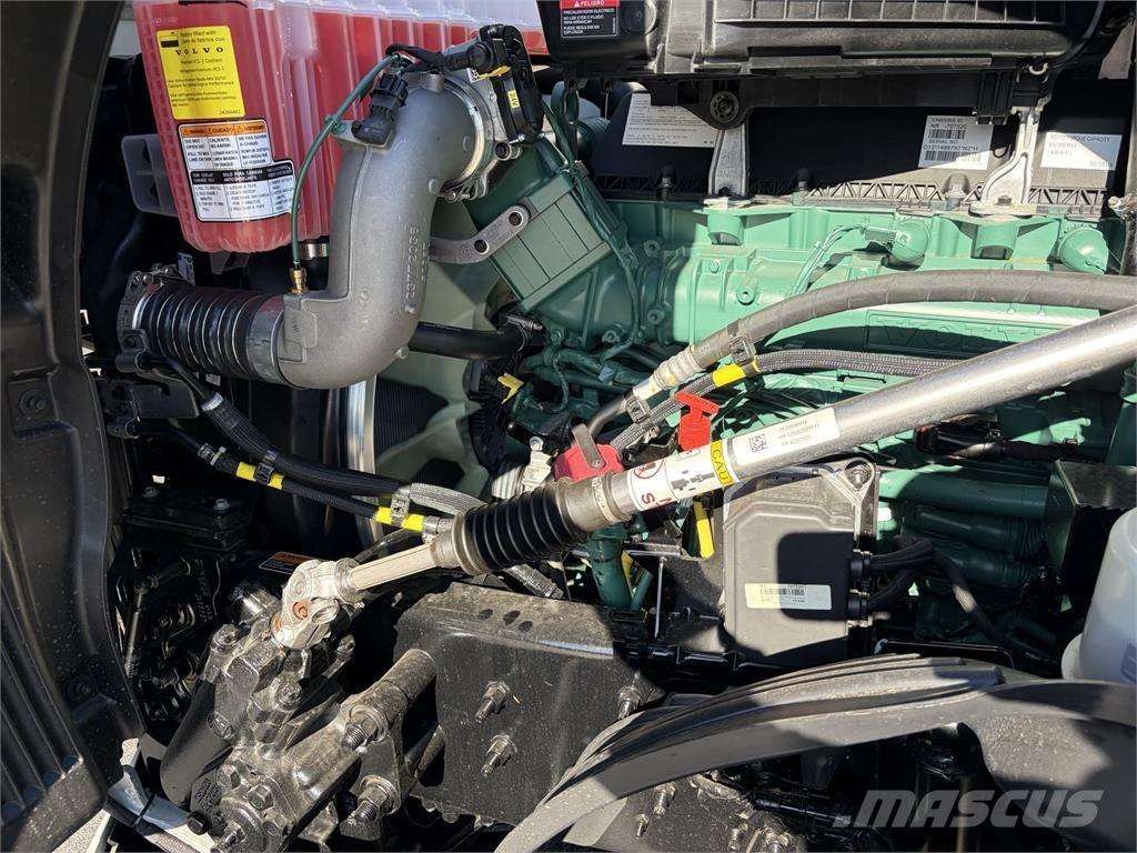 Volvo VNL64T860 Седельные тягачи