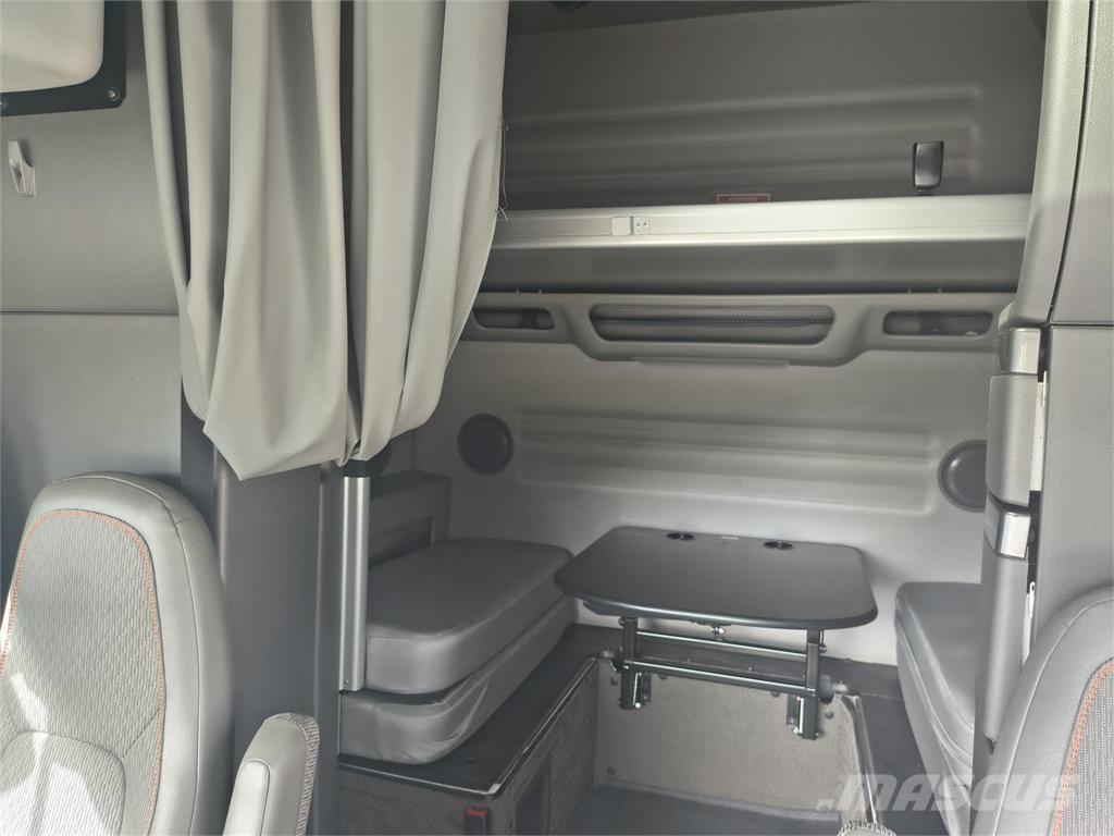 Volvo VNL64T860 Седельные тягачи