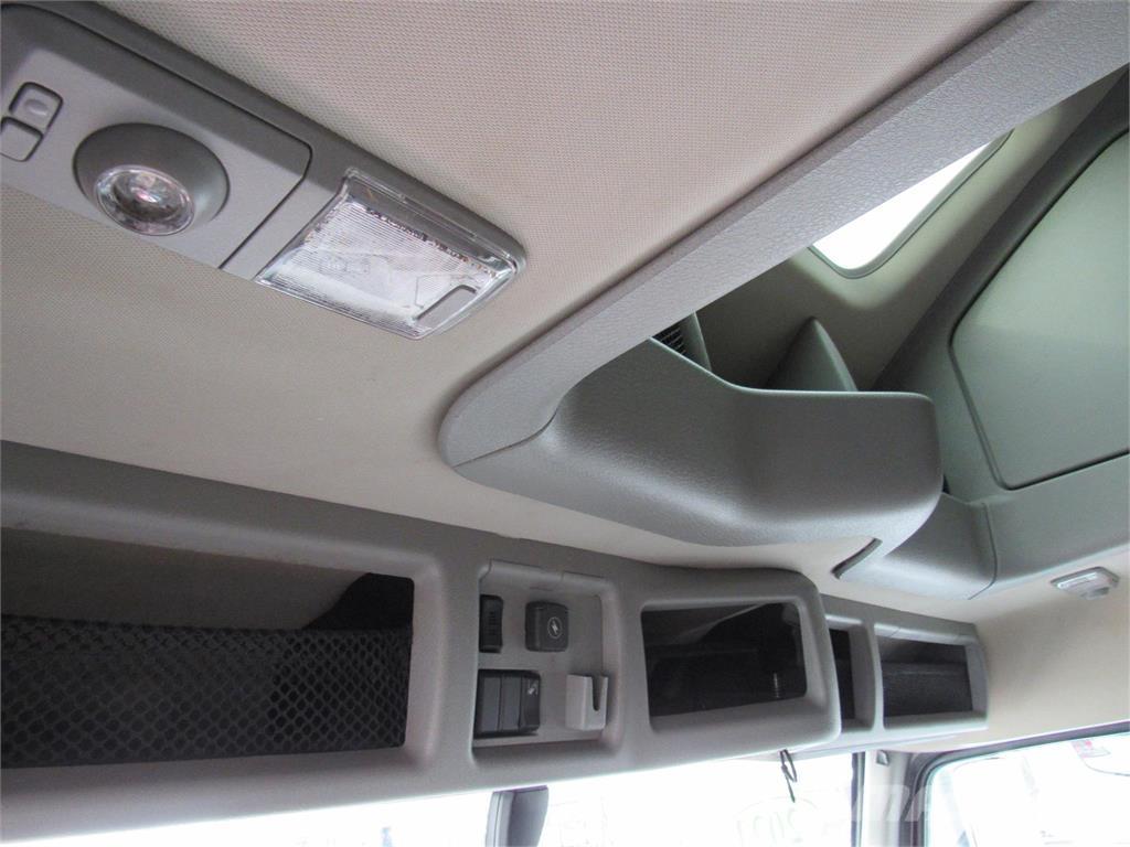 Volvo VNL64T860 Седельные тягачи