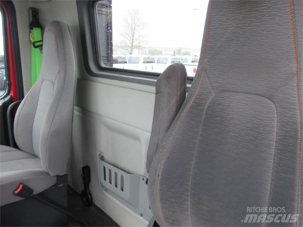 Volvo VNR64T300 Седельные тягачи