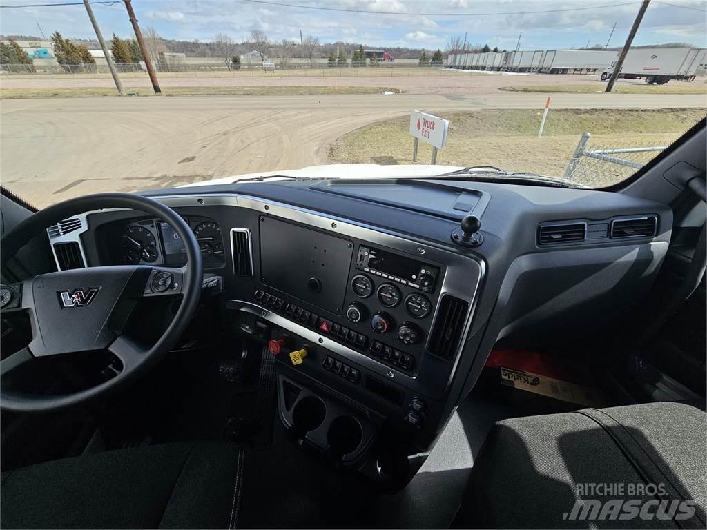 Western Star 47X Шасси с кабиной