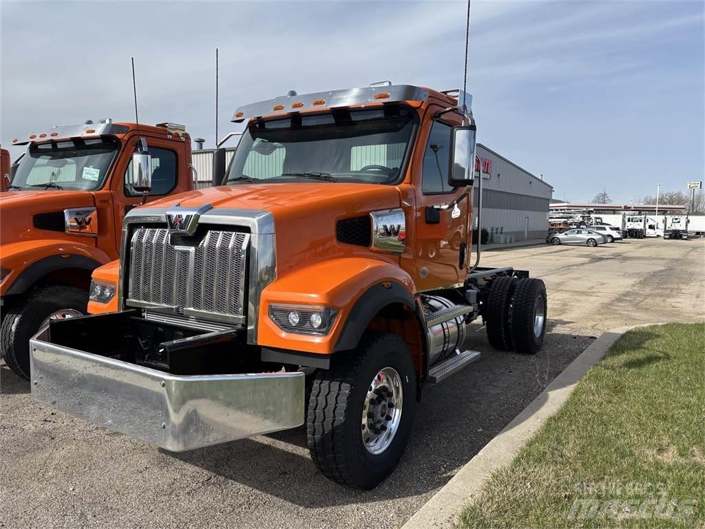 Western Star 47X Специальные грузовики