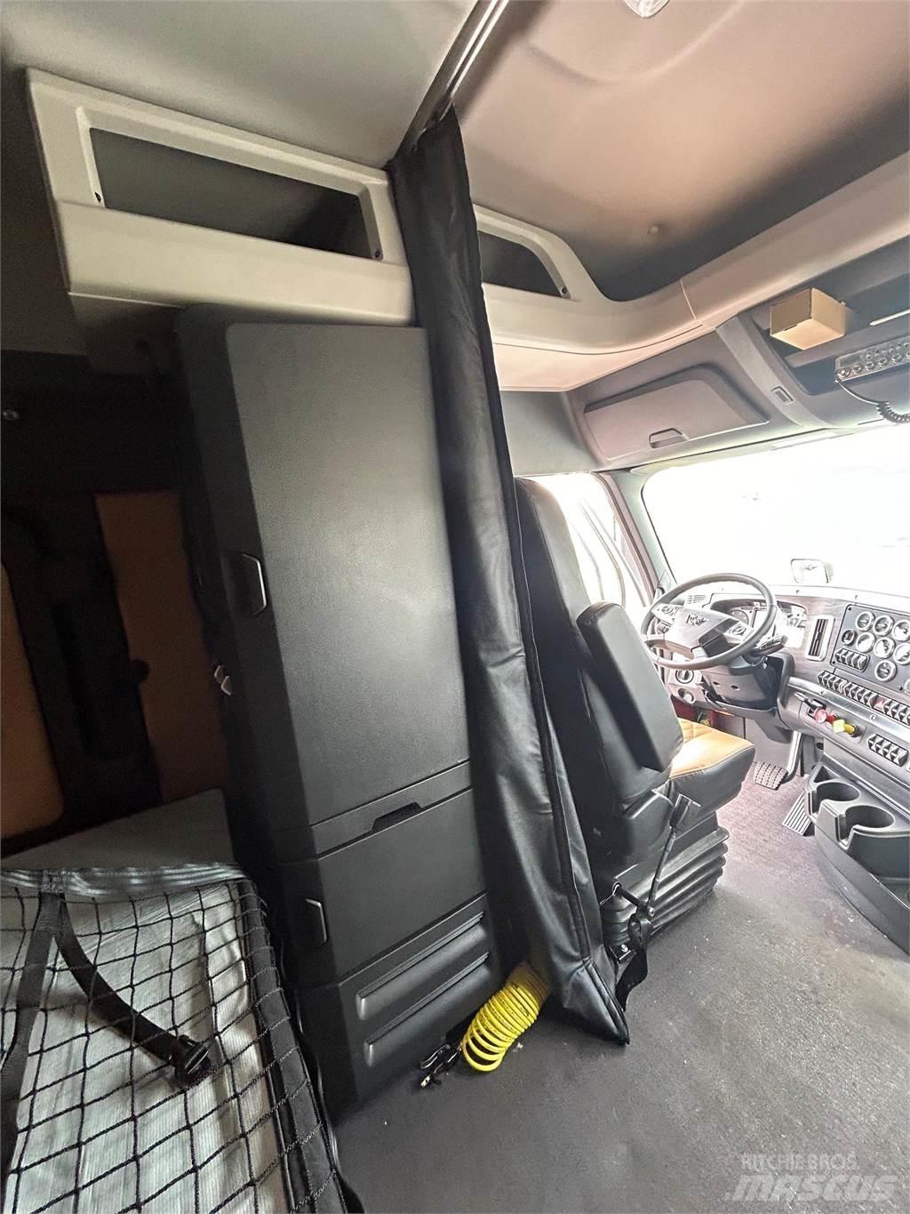 Western Star 49X Седельные тягачи