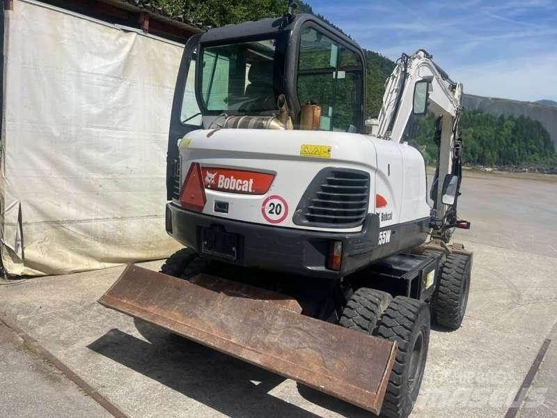 Bobcat E55W Колёсные экскаваторы