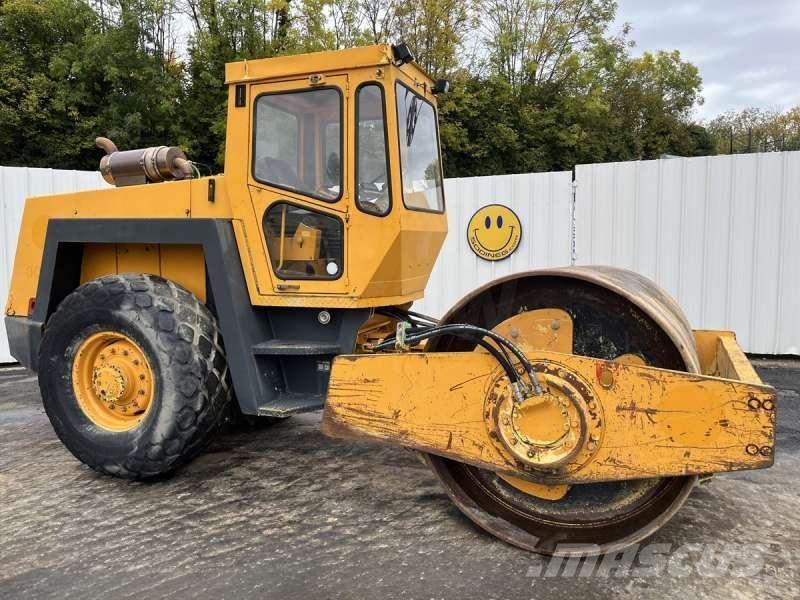 Bomag BW213D Уплотнители грунта