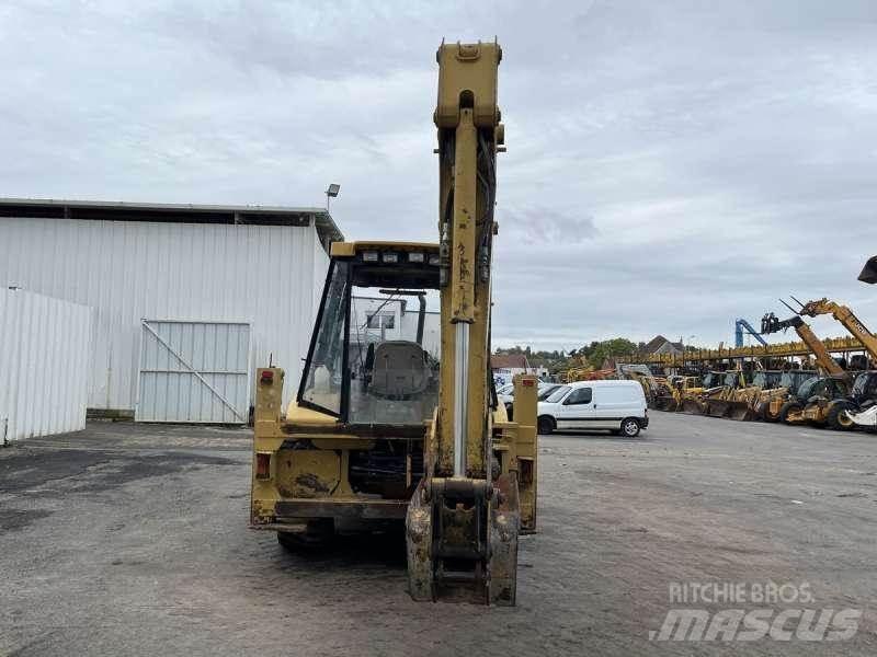 CAT 428C Экскаваторы-погрузчики