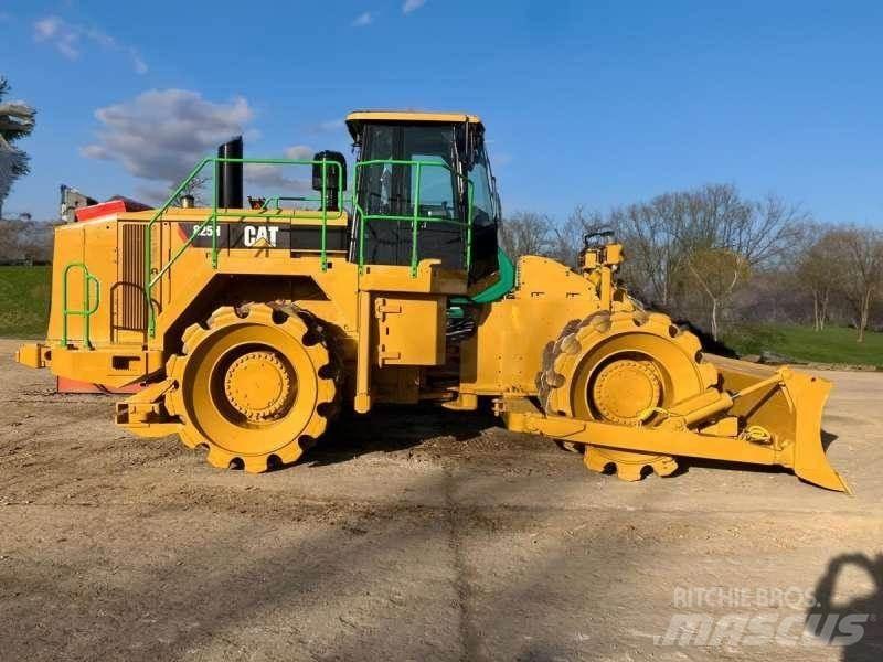 CAT 825H Уплотнители для закладки отходов
