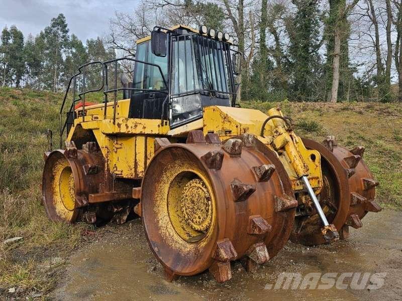 CAT 826GII Уплотнители грунта