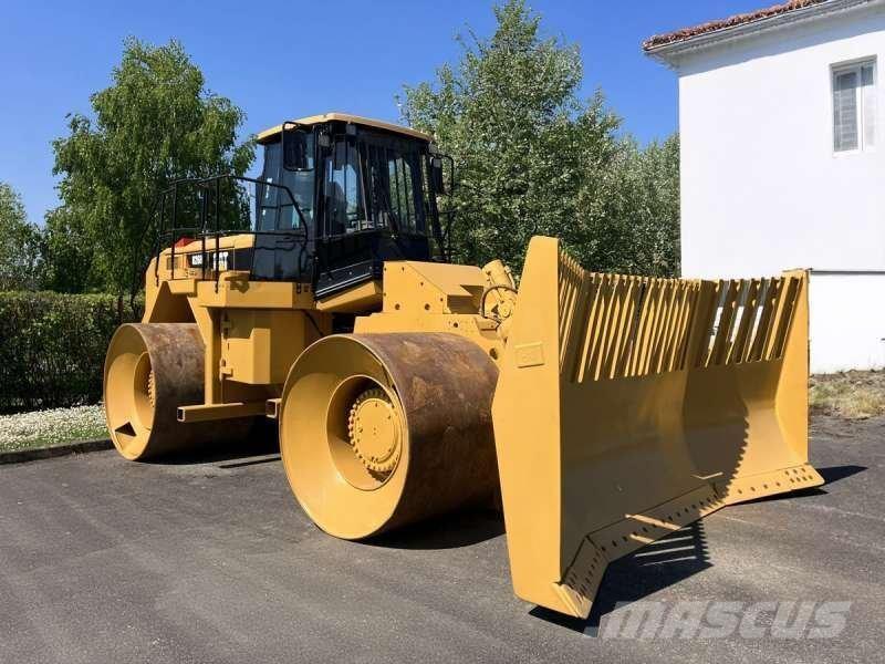 CAT 826H Уплотнители грунта
