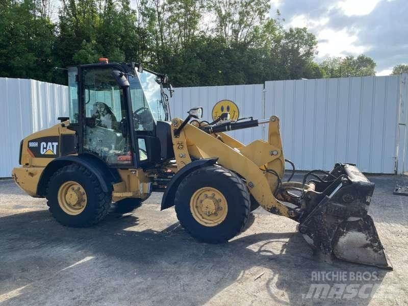 CAT 906H Малые погрузчики