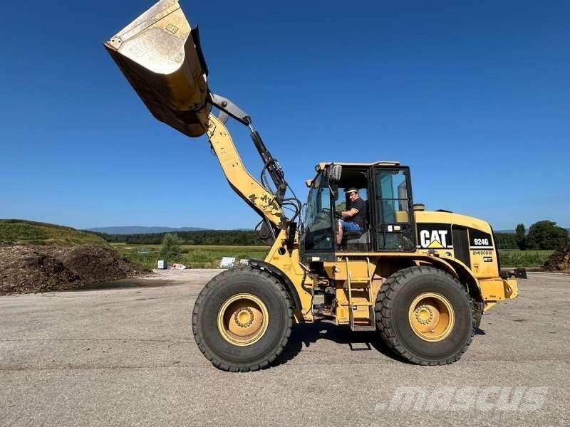CAT 924G Фронтальные погрузчики