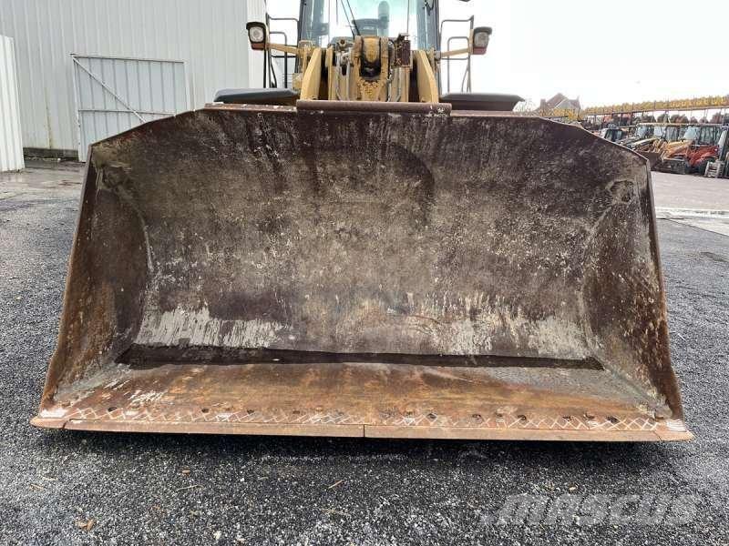 CAT 962G Фронтальные погрузчики