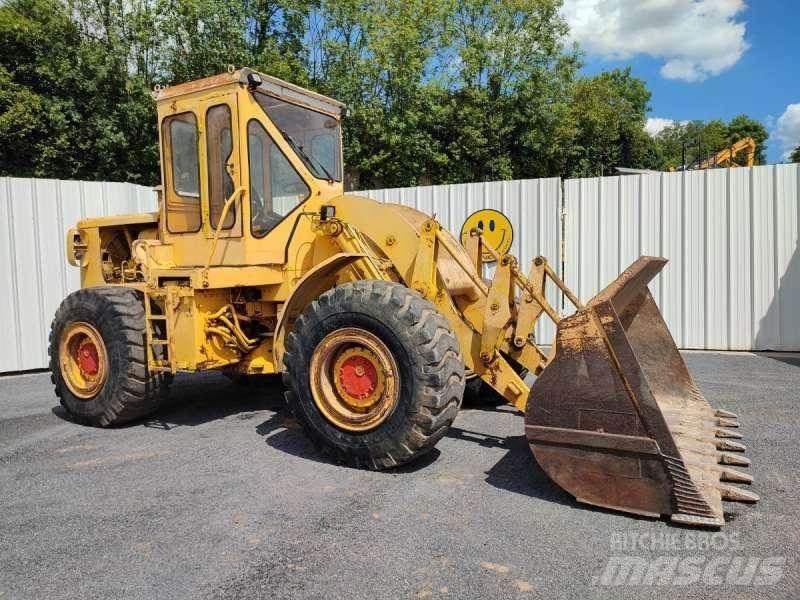 CAT 966C Фронтальные погрузчики