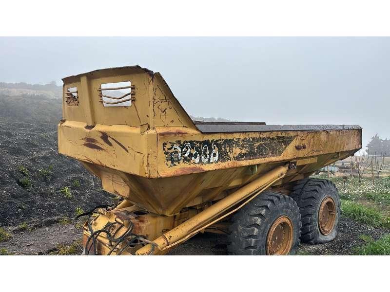 CAT D250B Самосвальные прицепы