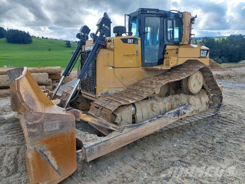 CAT D6T LGP Гусеничные бульдозеры