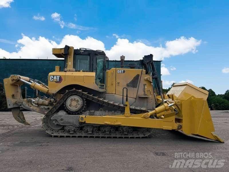 CAT D8T Гусеничные бульдозеры