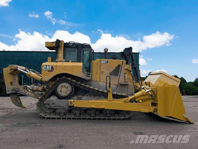 CAT D8T Гусеничные бульдозеры