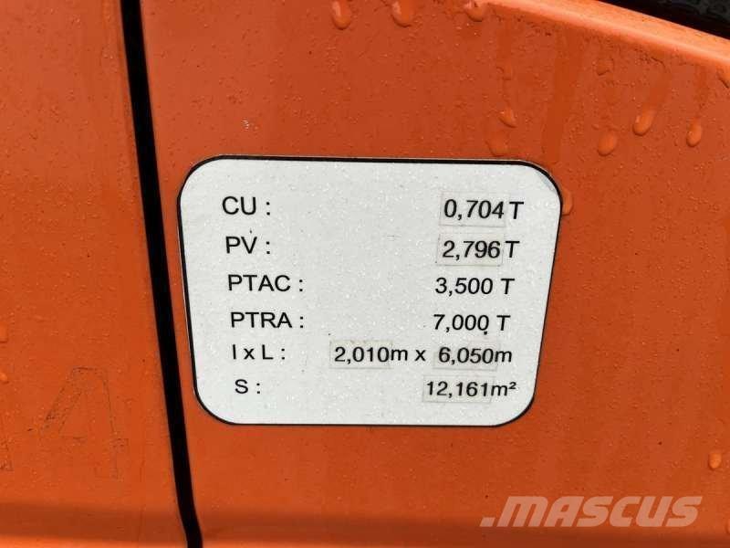 Iveco 35-180 Специальные грузовики