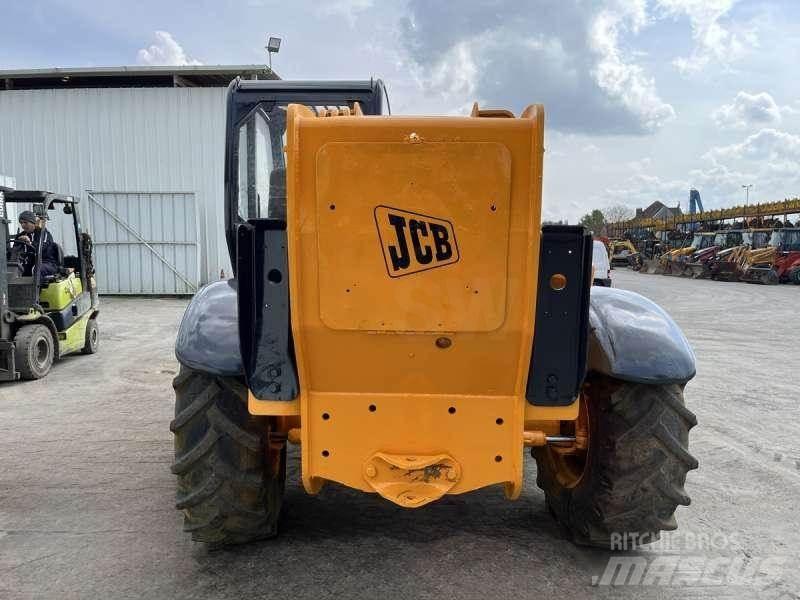 JCB 532-120 Телескопические погрузчики