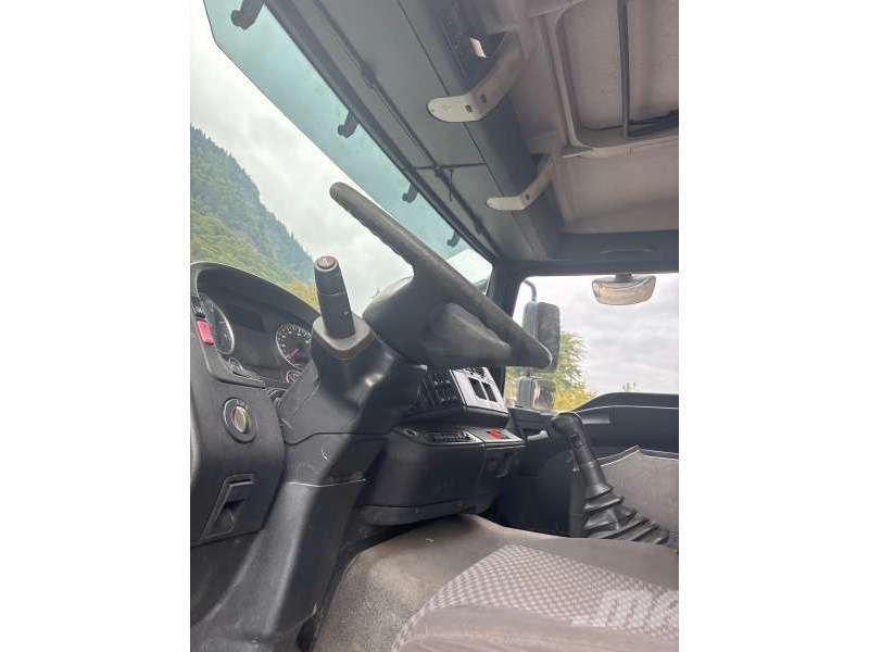 MAN 26/440 Грузовики-Самосвалы