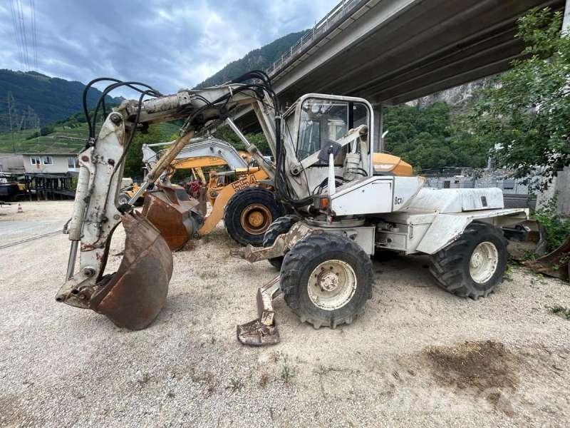 Mecalac 8CXI Колёсные экскаваторы