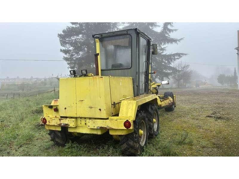 O&K F106A Грейдеры