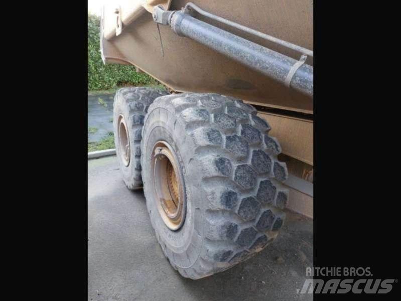 Volvo A30G Шарнирно-сочленённые самосвалы