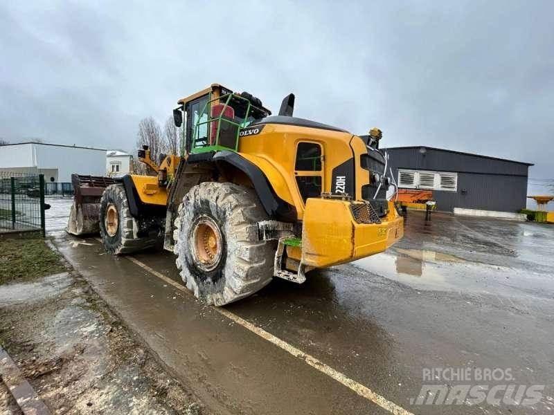 Volvo L220H Фронтальные погрузчики