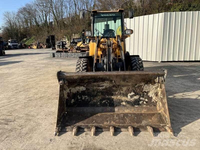 Volvo L28F Малые погрузчики