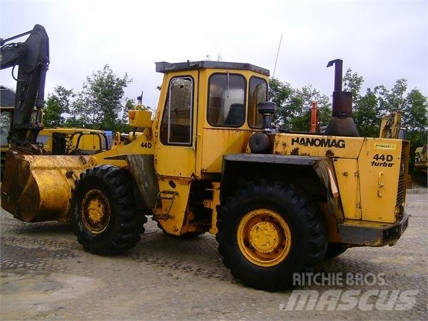 Hanomag 44D Фронтальные погрузчики