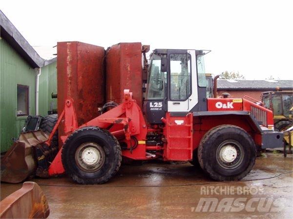 O&K L25C Фронтальные погрузчики