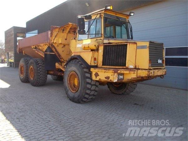 Volvo A25C Шарнирно-сочленённые самосвалы