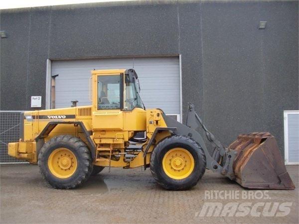 Volvo L90C Фронтальные погрузчики
