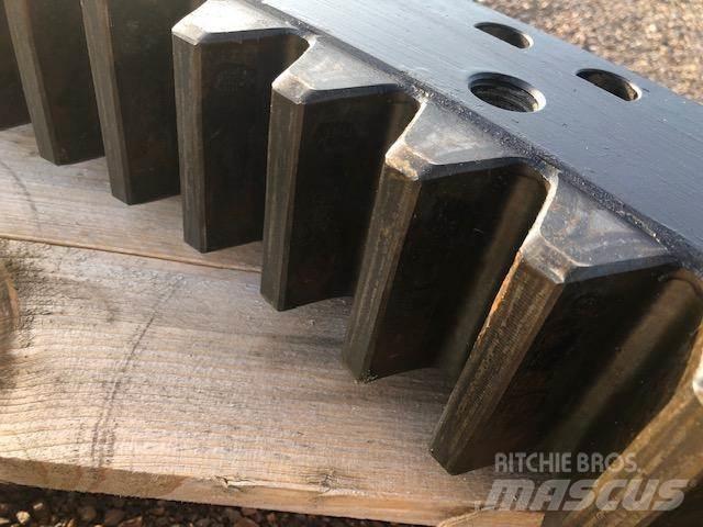 CAT 325 BL Ходовая часть и подвеска