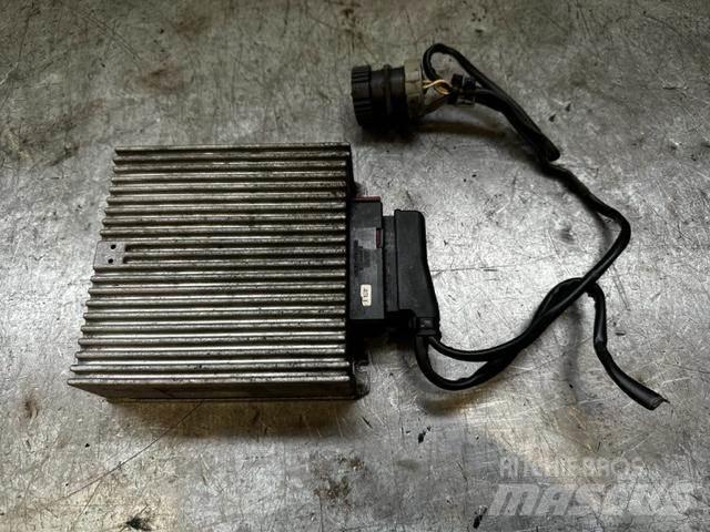  xMulti-in A934 C Кабины и интерьер